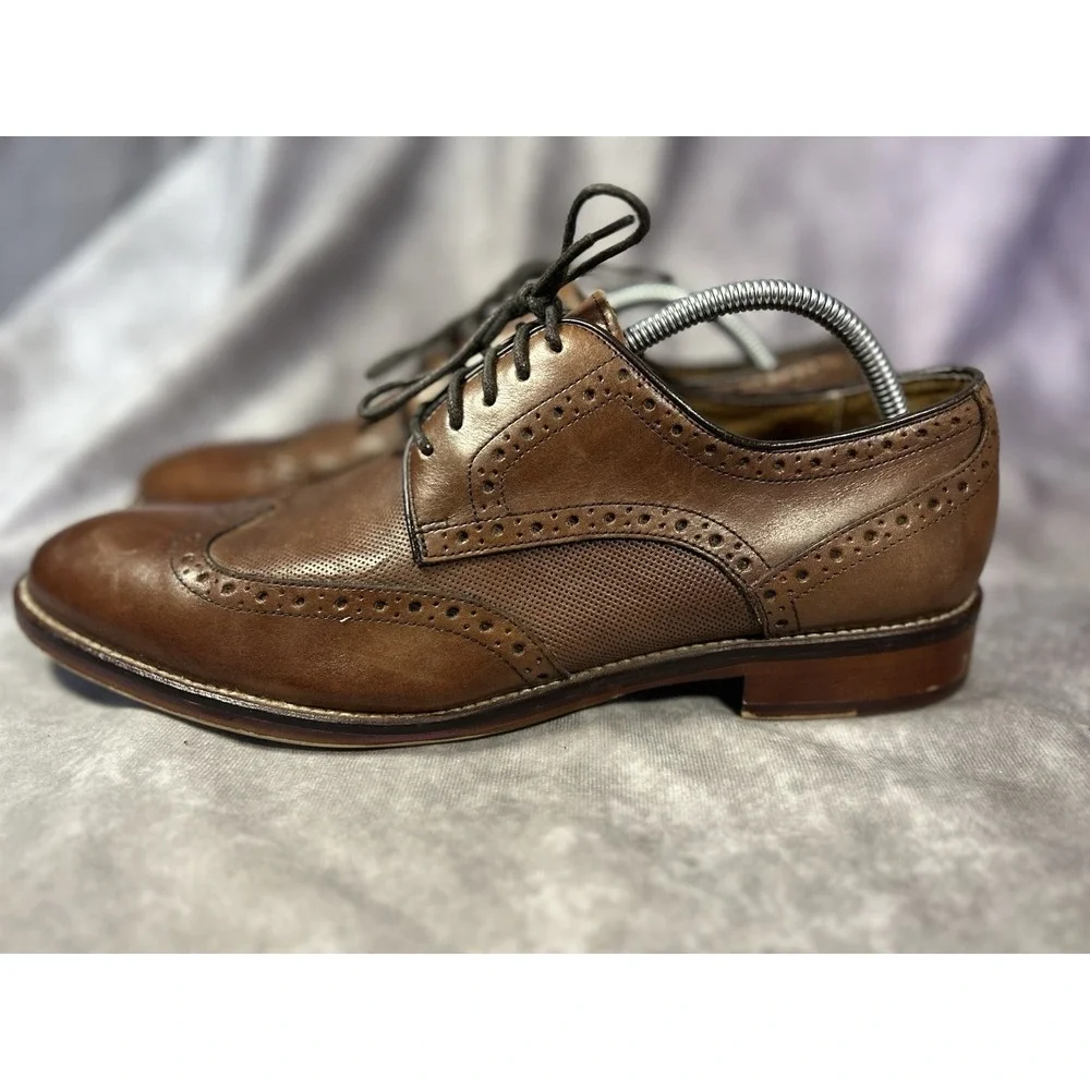 Johnston & Murphy 20-3894 Mens 10.5M Brown Leather Wingtip Oxford Dress Shoes